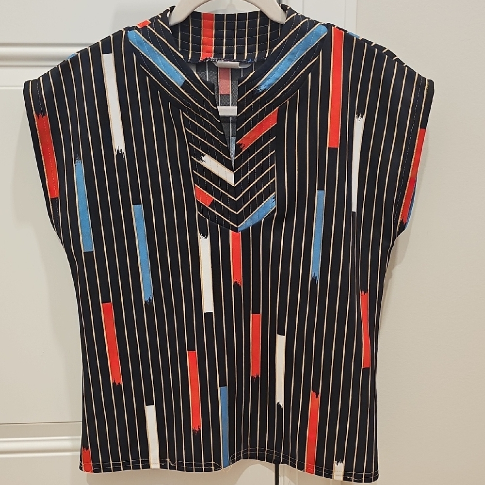 Sears V Neck Size 10 Sleeveless Vintage Print Top.